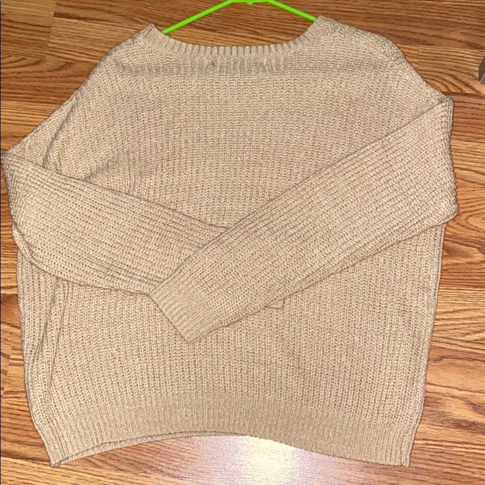 sweater - Picture 3 of 3